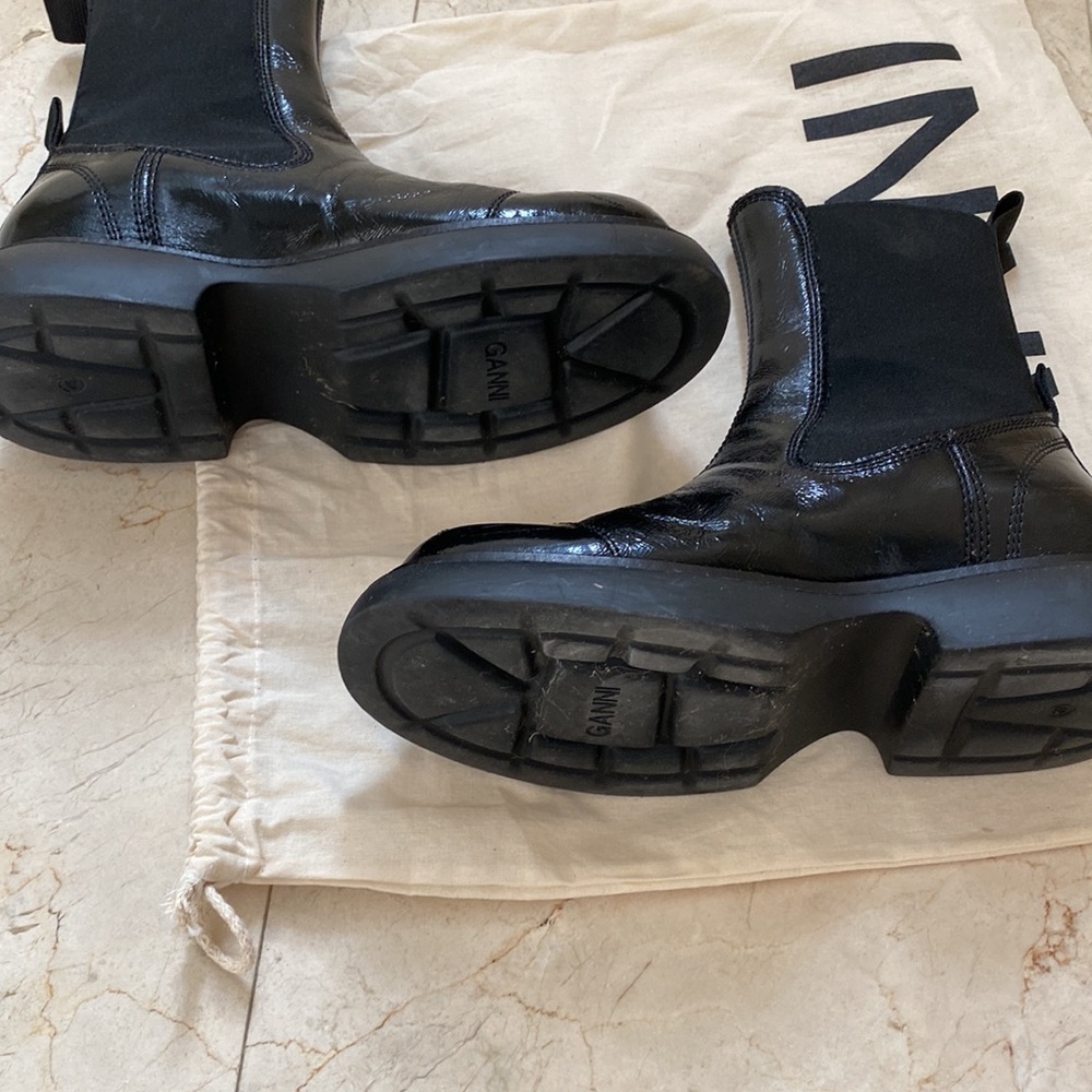 PreOwned GANNI CHUCKY BLACK PATENT BOOTS - Picture 6 of 9